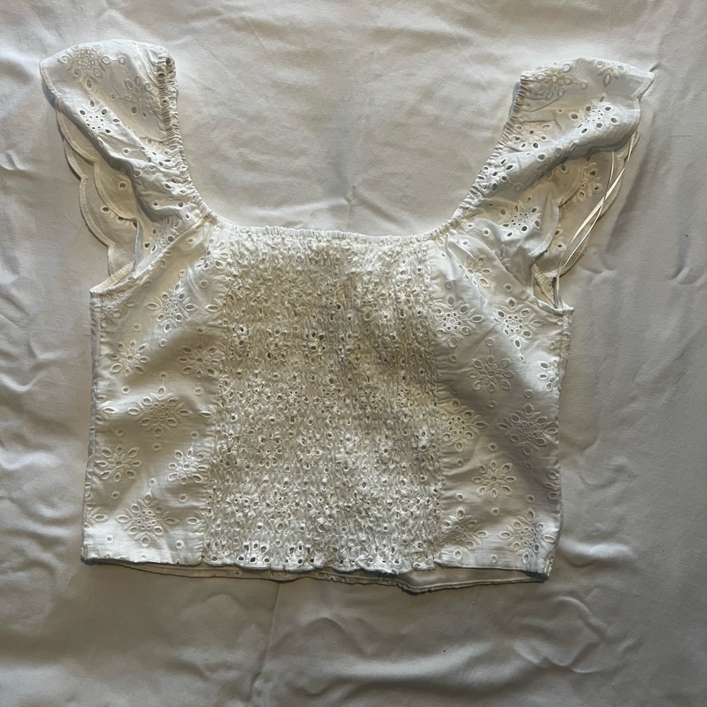 Urban Romantics Cropped White Eyelet Women's Top - Picture 4 of 6